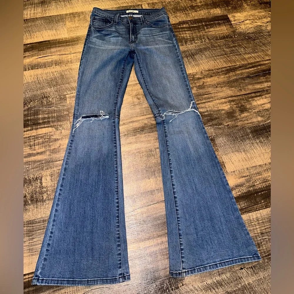 O2 Denim - Picture 4 of 5